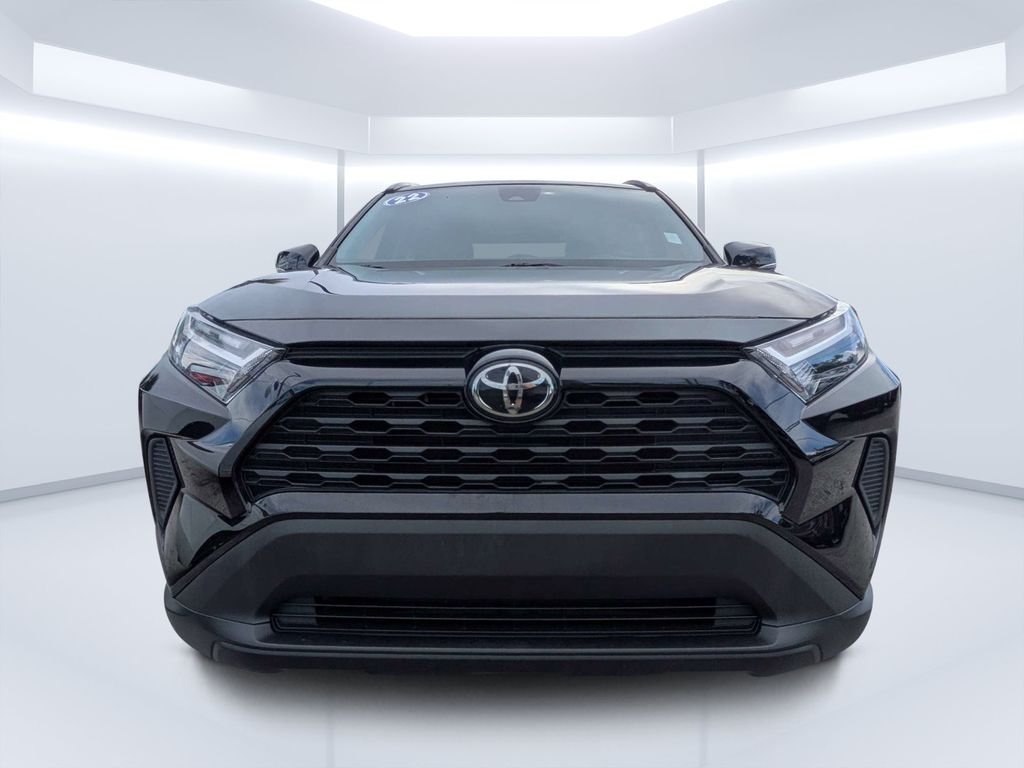 Used 2022 Black Toyota XLE image 11