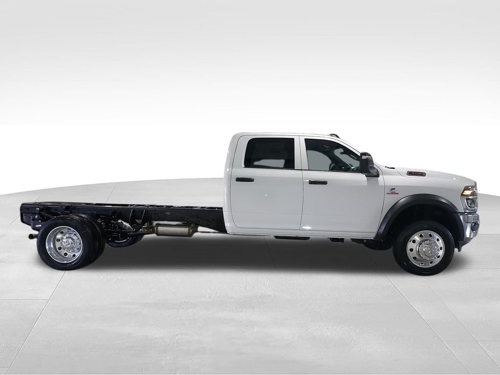 New 2026 Bright White Clearcoat RAM Tradesman image 9
