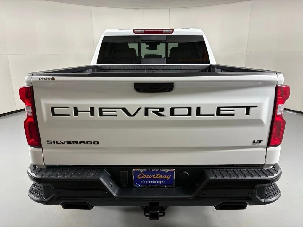 New 2026 Summit White Chevrolet LT Trail Boss image 10