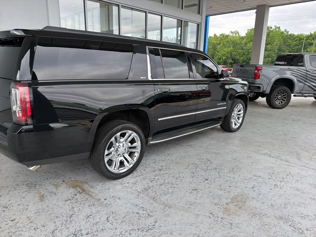 Used 2018 ONYX BLACK GMC SLT image 6