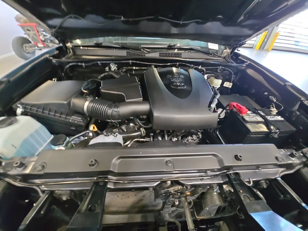 Used 2022 Gray Toyota Limited image 30