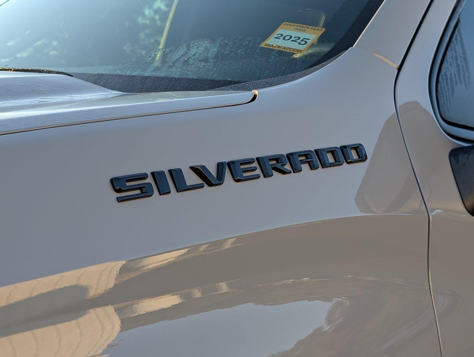 Used 2024 Slate Gray Metallic Chevrolet Custom image 10