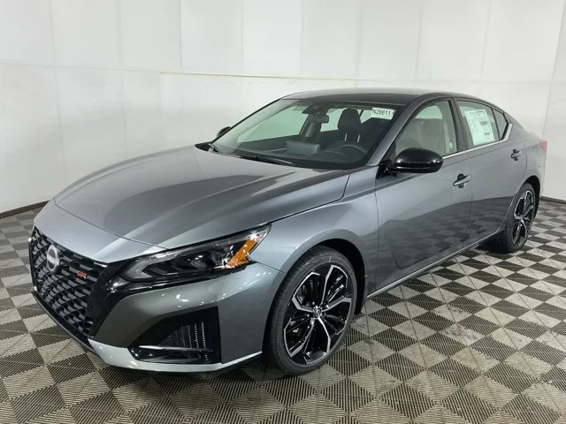 New 2026 Gray Nissan 2.5 SR image 3