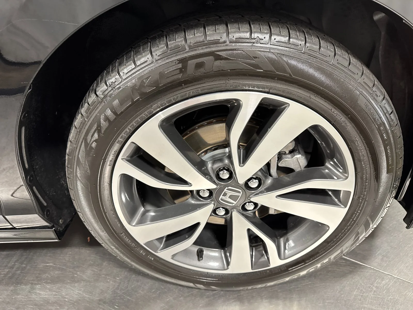 2023 Honda Odyssey Touring - Photo 14