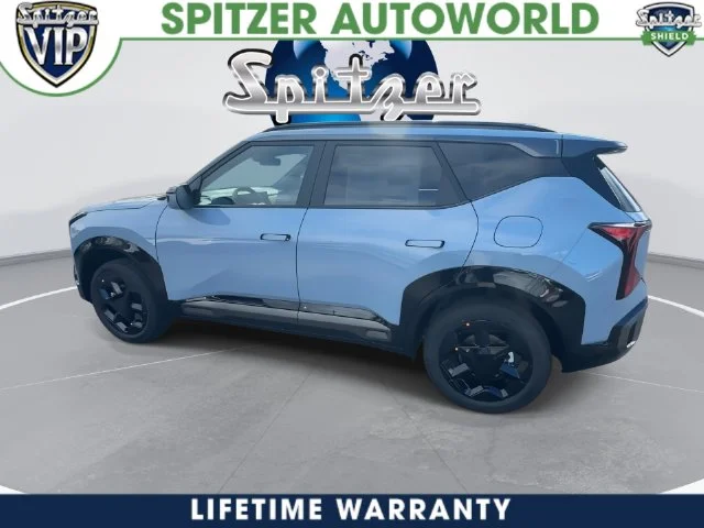 New 2027 Pale Gray Kia X-Line S image 11