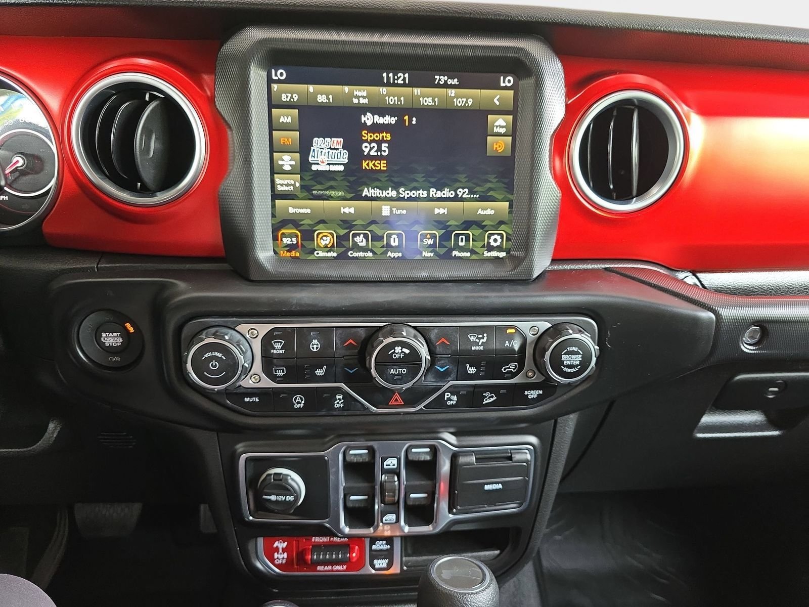 Used 2021 White Jeep Unlimited Rubicon image 24