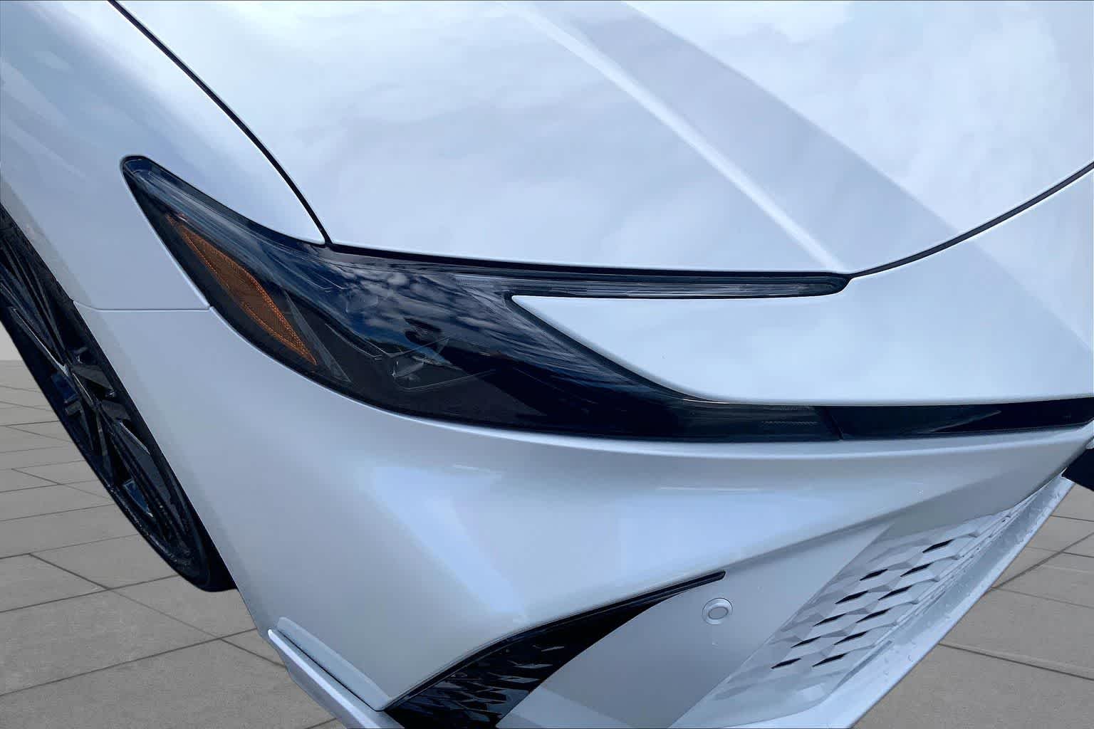 New 2026 Wind Chill Pearl Toyota XSE image 13
