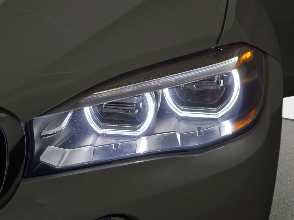 Used 2018 Alpine White BMW xDrive35i image 33