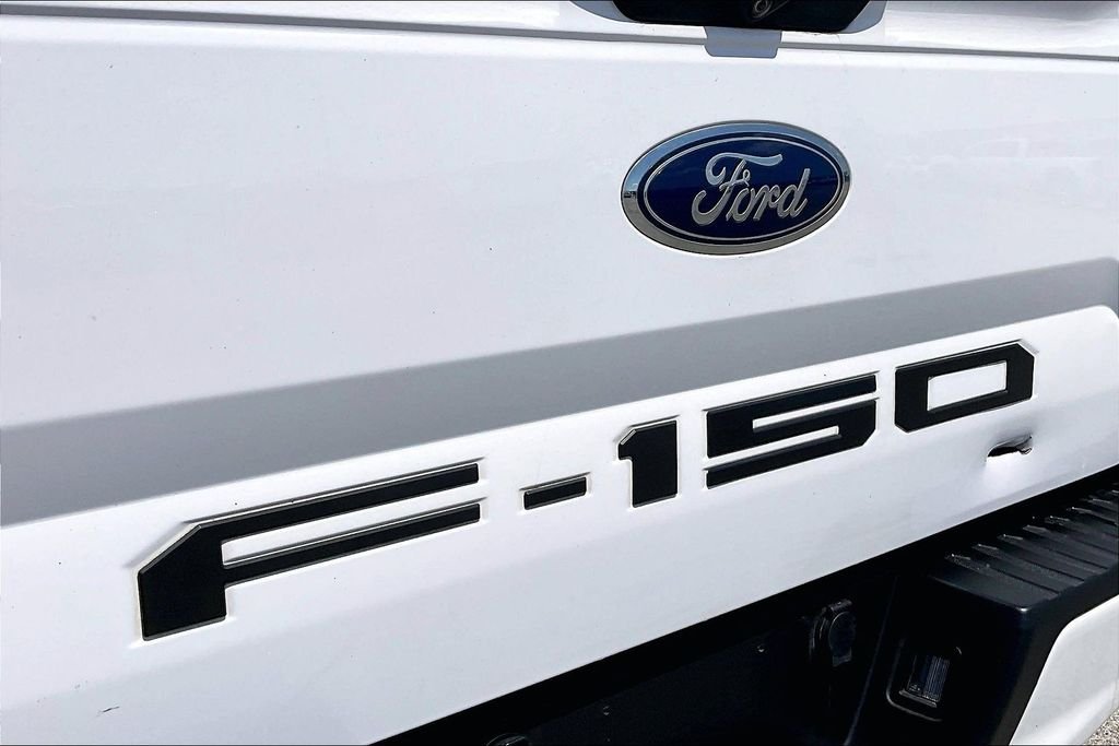 Used 2020 Oxford White Ford XLT image 27