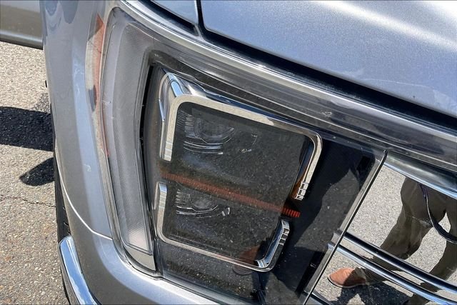 Used 2023 Iconic Silver Metallic Ford Lariat image 27