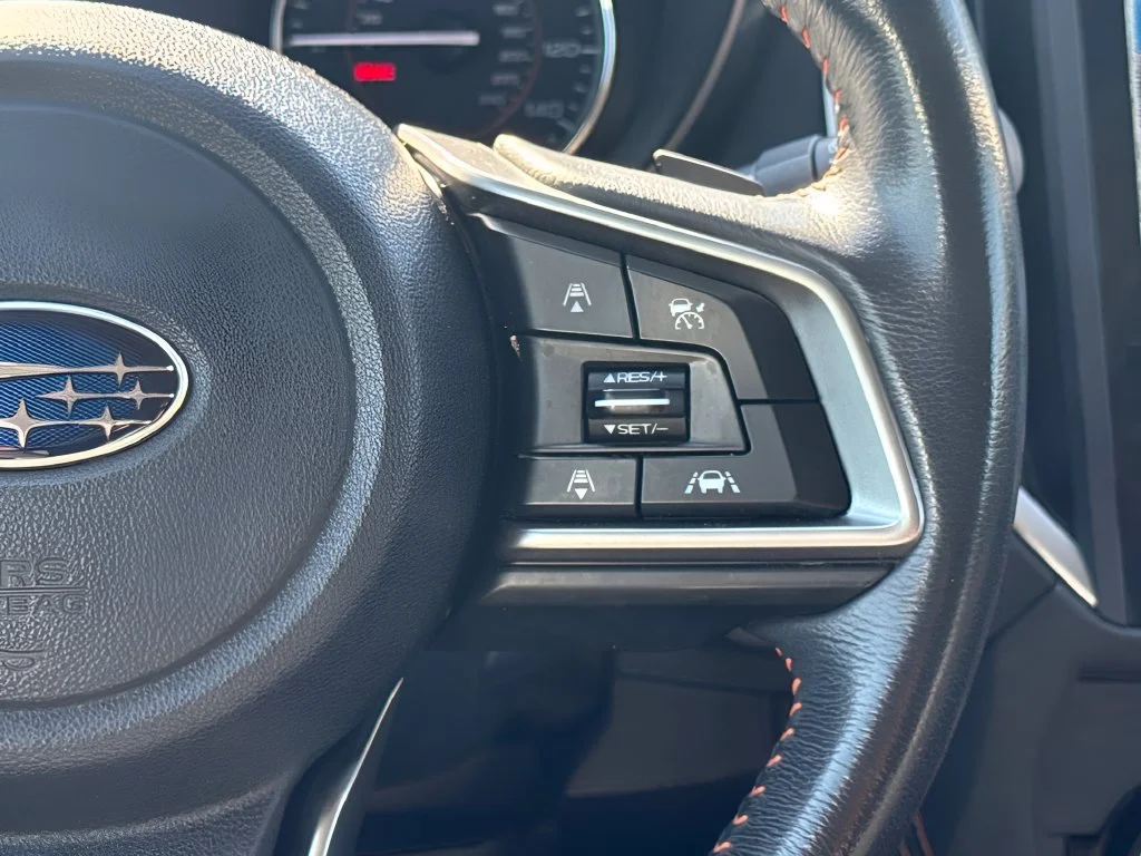 Used 2018 Silver Subaru 2.0i Limited image 15