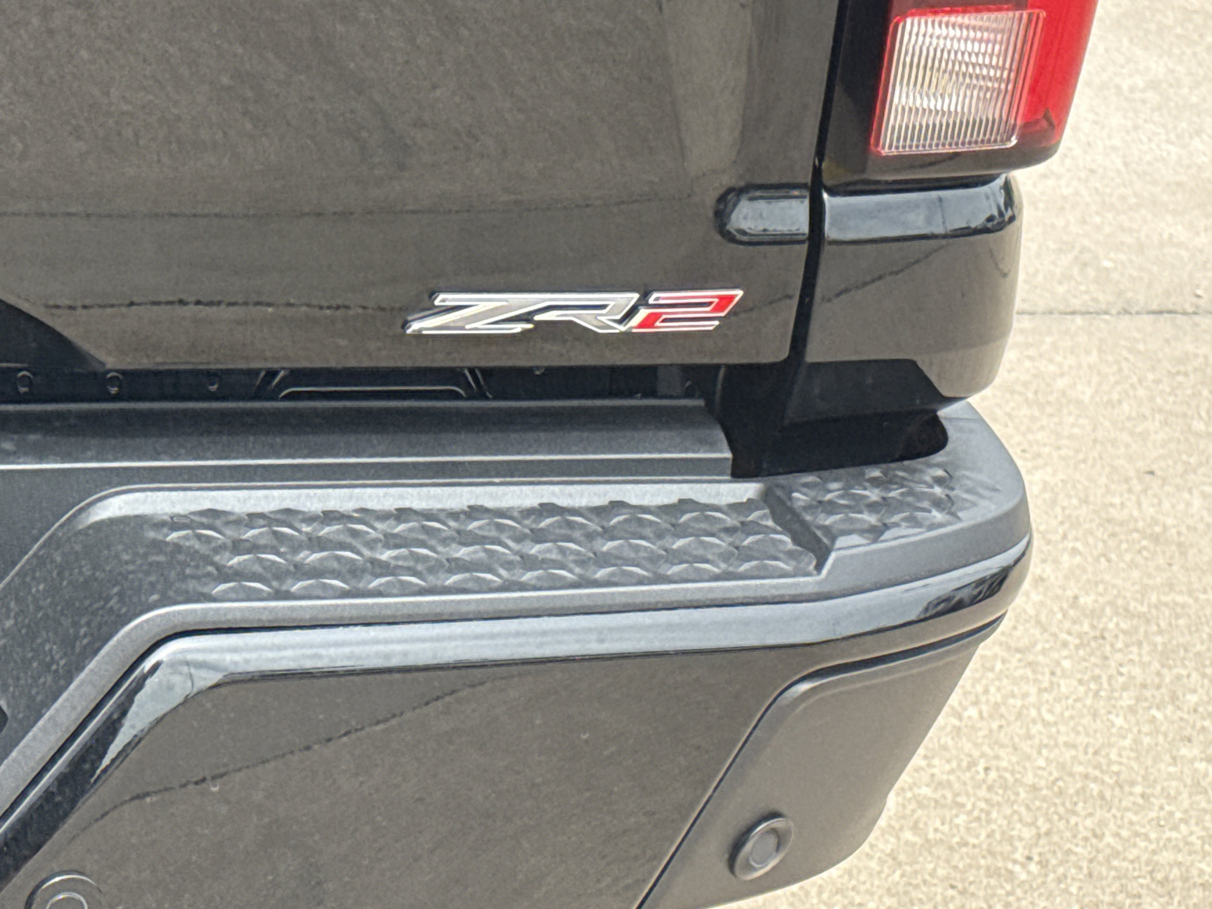 Used 2023 Black Chevrolet ZR2 image 9