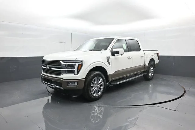 New 2026 Star White Metallic Tri-Coat Ford King Ranch® image 4