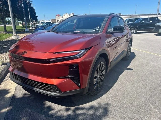2026 Toyota C-HR XSE