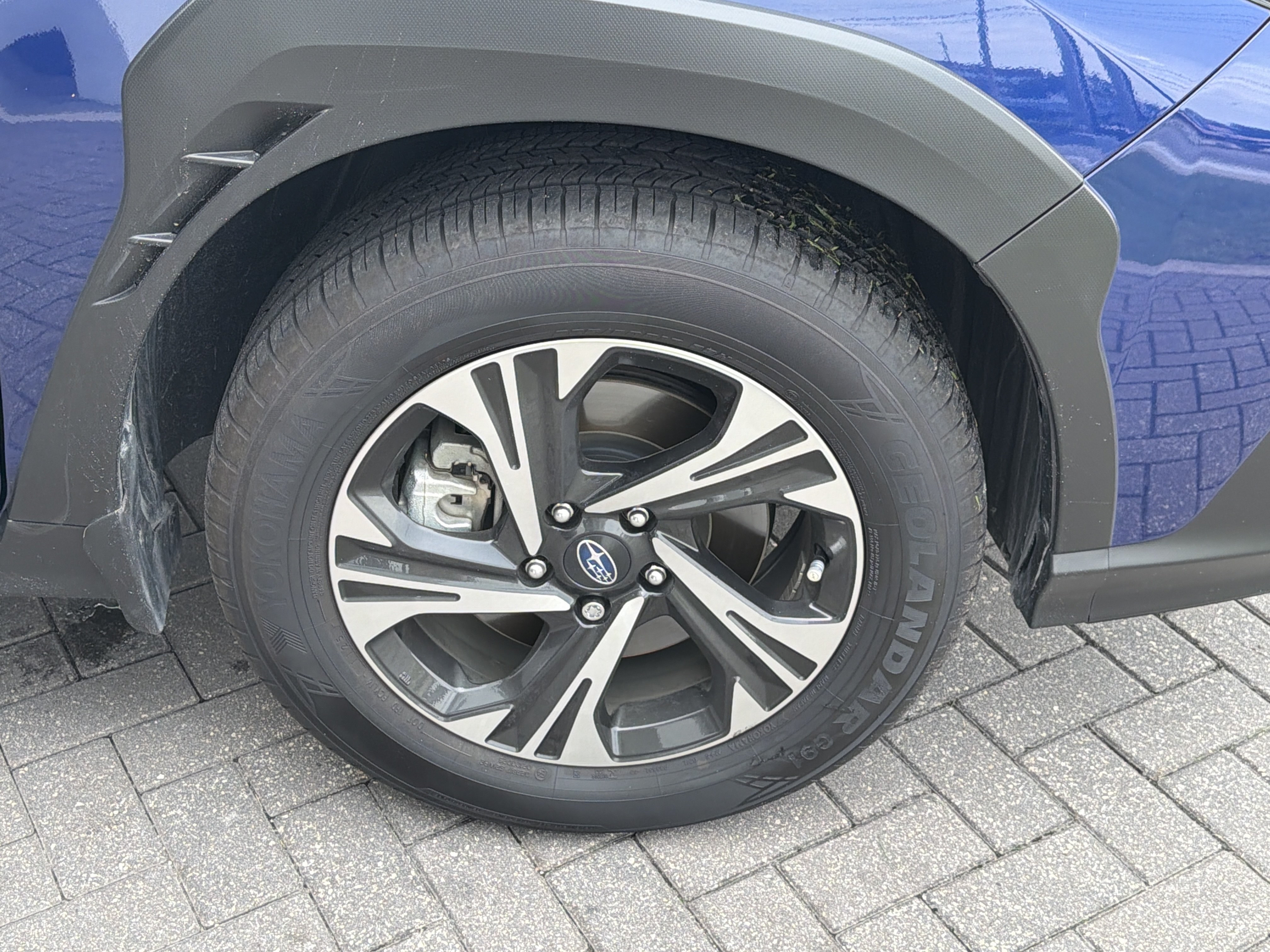 Certified Used 2025 Sapphire Blue Pearl Subaru Premium image 11