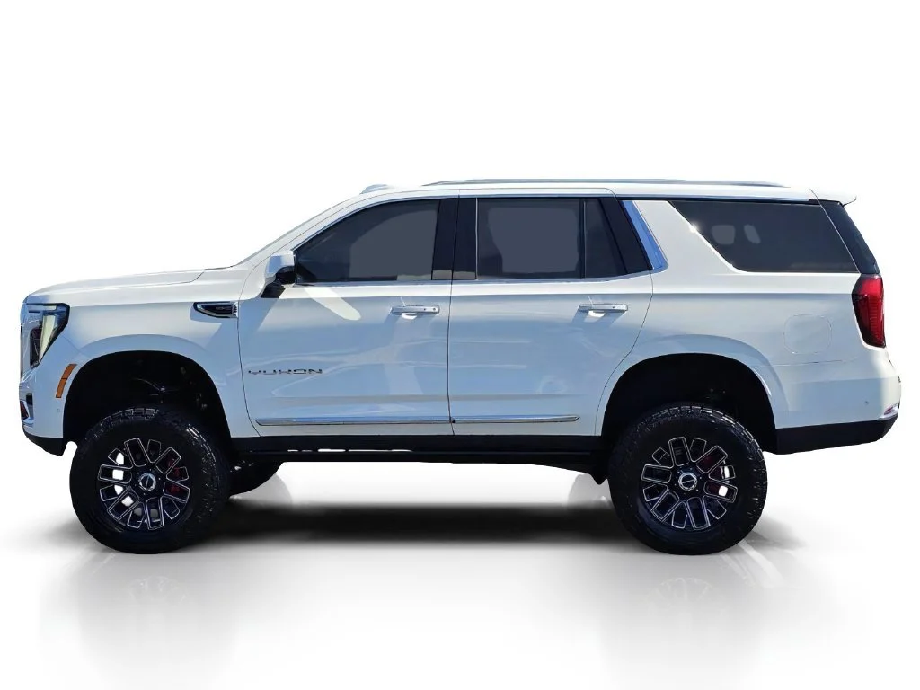 New 2026 Summit White GMC Elevation image 46
