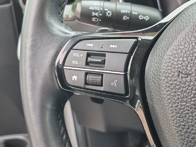 Used 2024  Honda Touring image 15