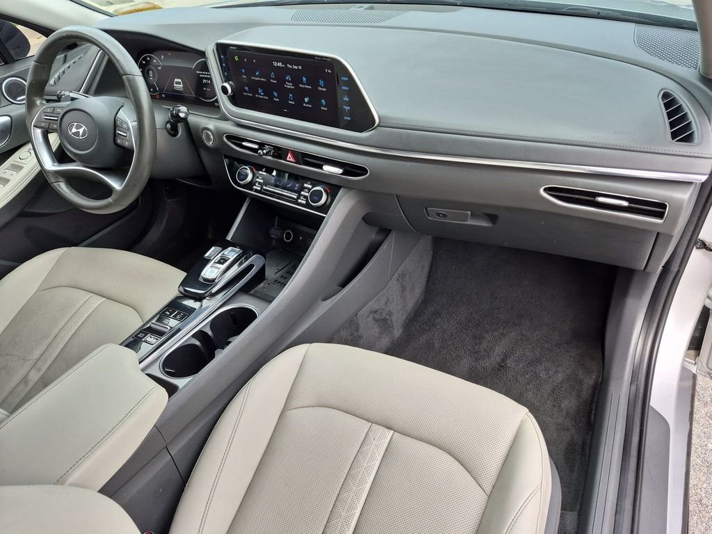 Used 2023 Silver Hyundai Limited image 30
