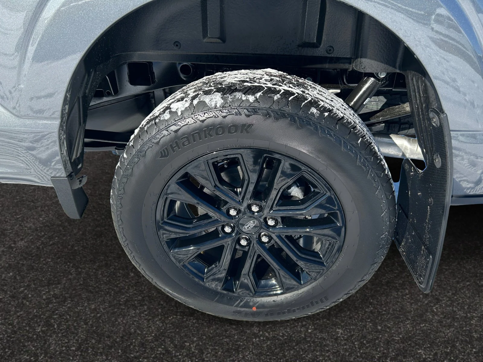 New 2026 Carbonized Grey Metallic Ford Lariat image 9