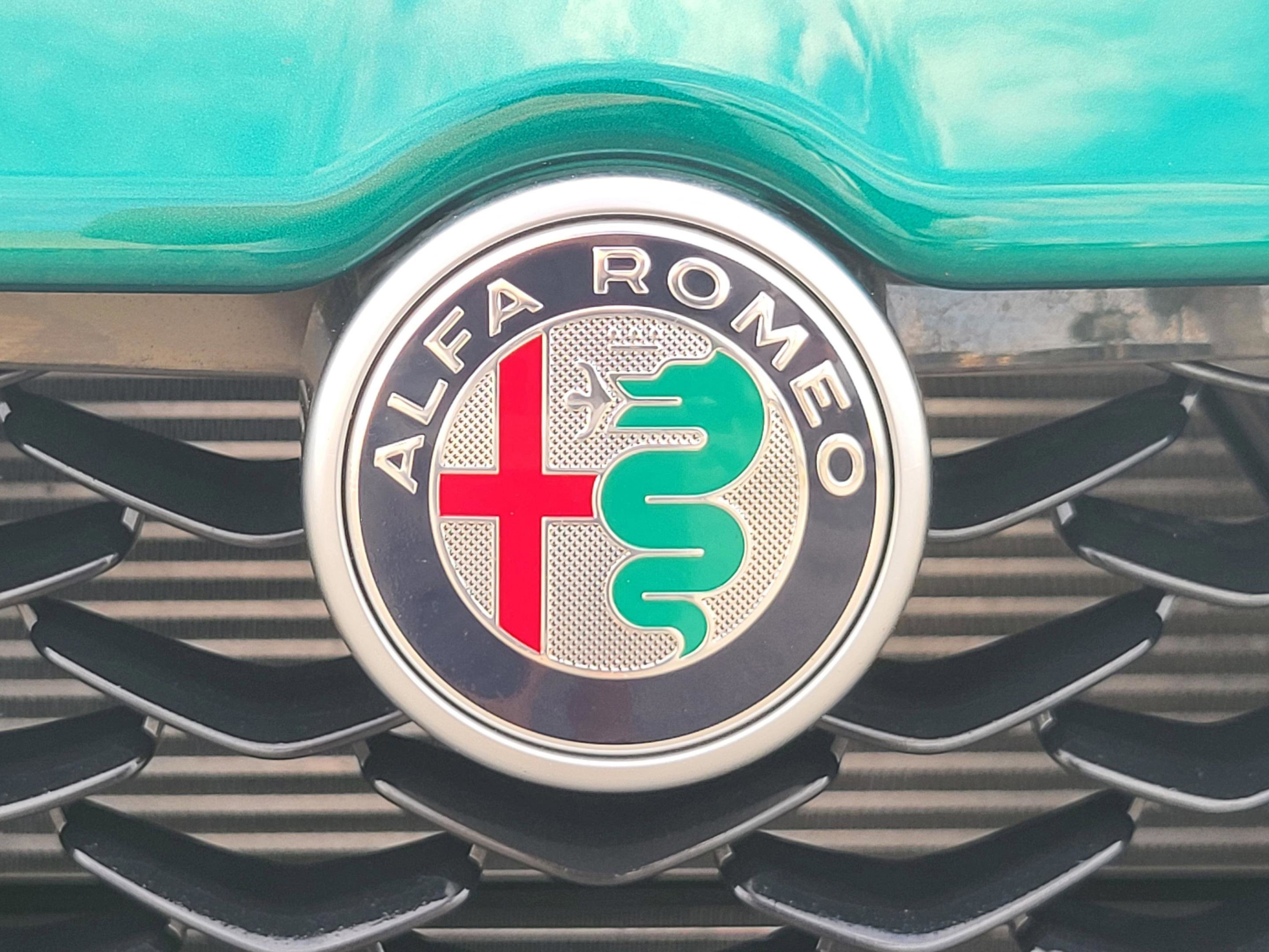 2025 Alfa Romeo Stelvio Intensa - Photo 26
