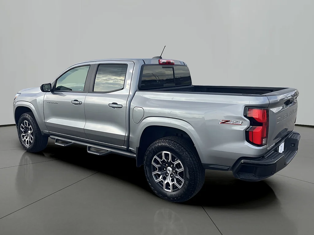 Used 2024 Sterling Gray Metallic Chevrolet Z71 image 3