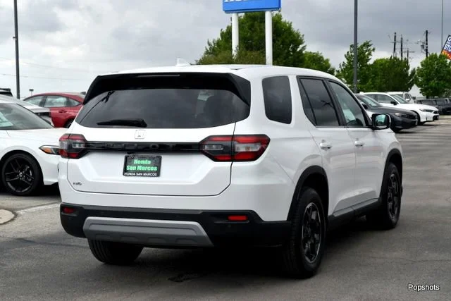 2025 Honda Pilot EX-L - Photo 27