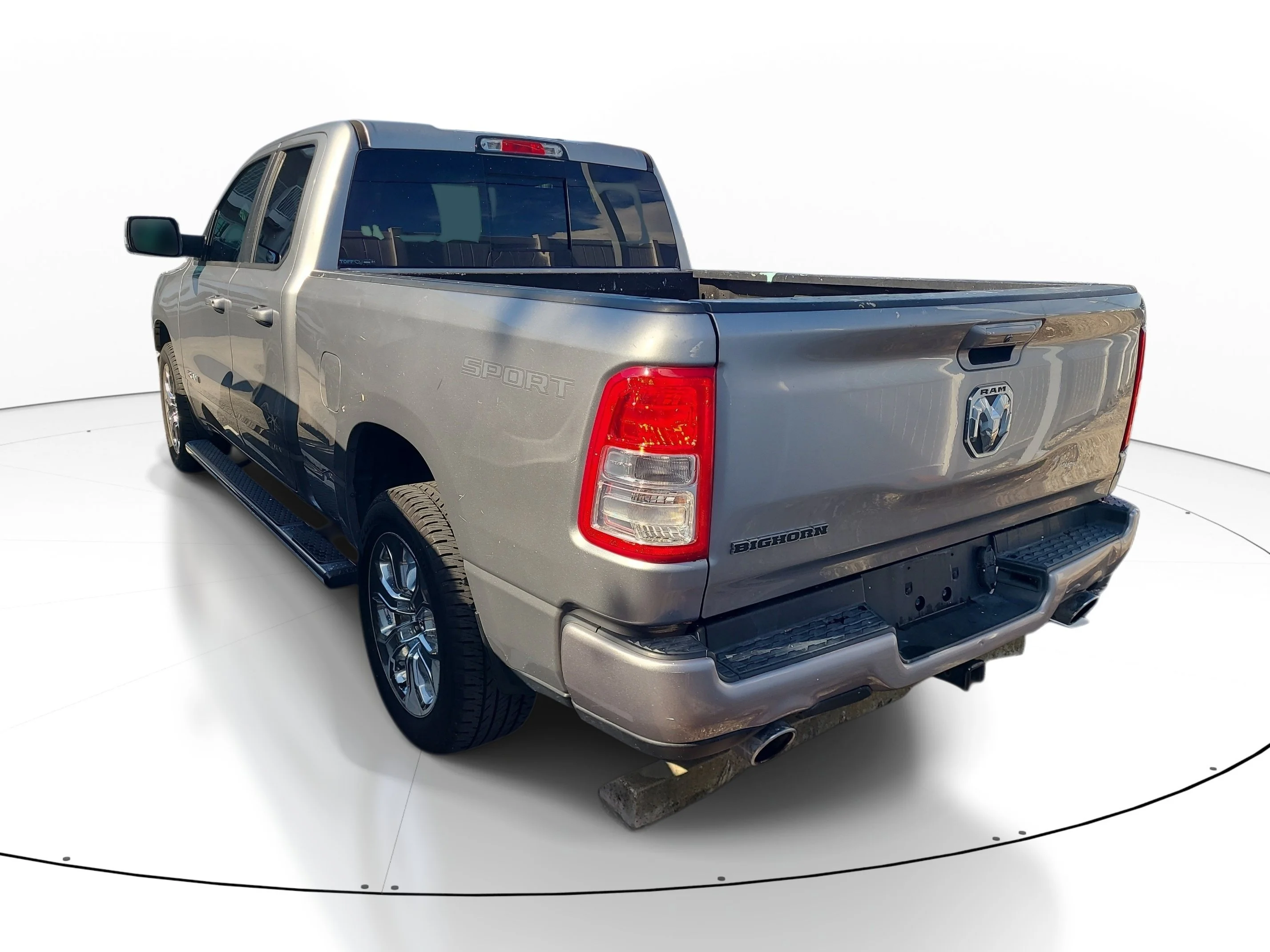 Used 2022 Billet Silver Metallic Clearcoat Ram Big Horn image 7