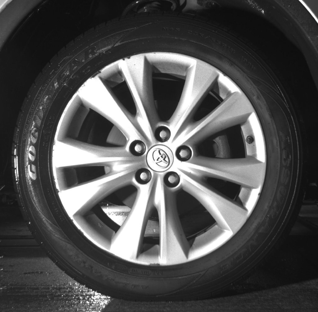 Used 2013 Silver Toyota Limited image 11