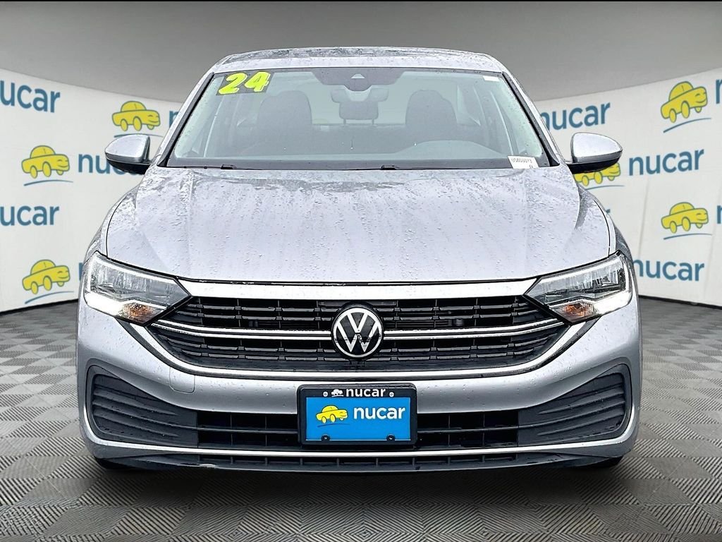 3VW5M7BU8RM056715