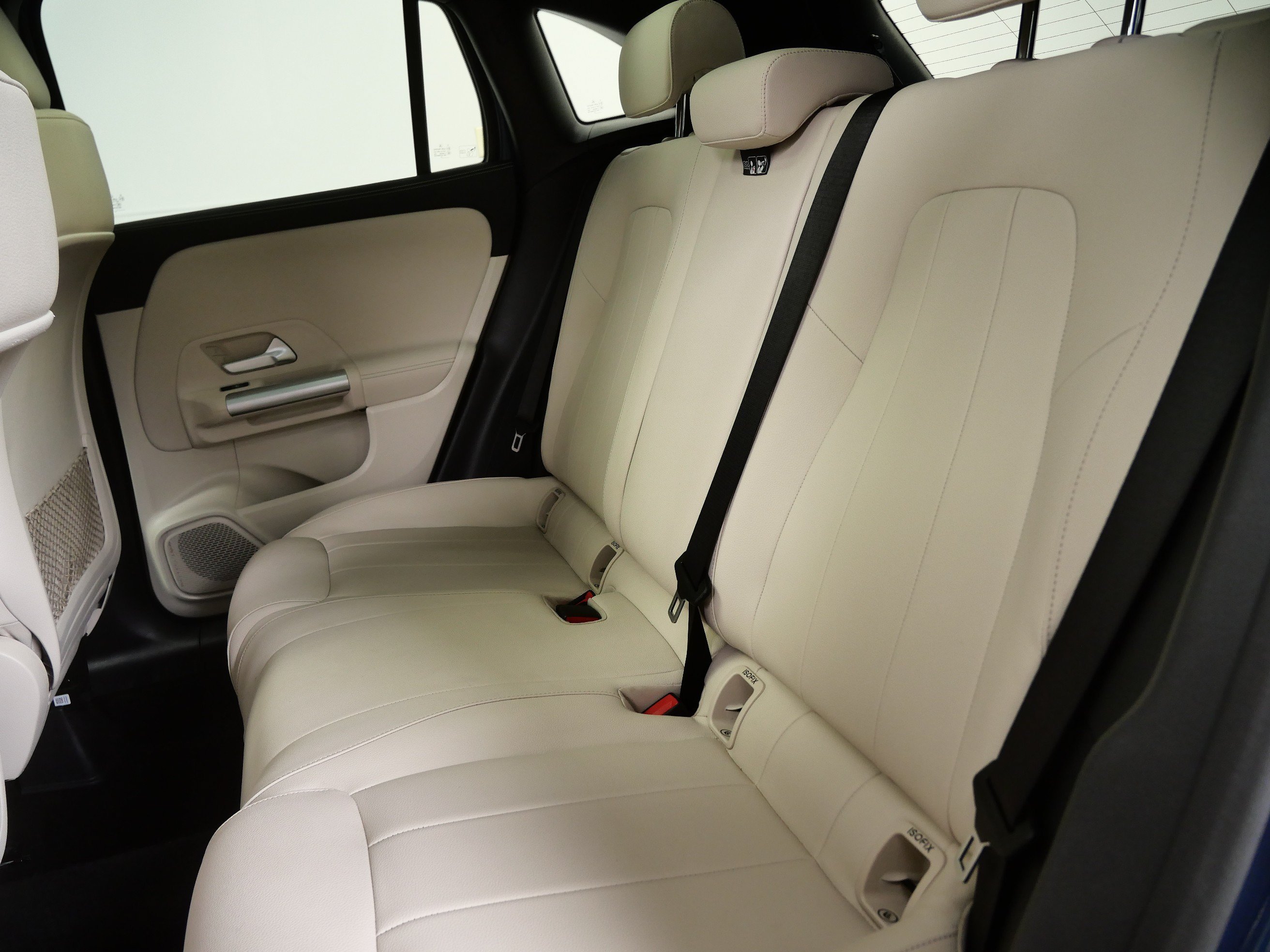 Certified Used 2023 Denim Blue Metallic Mercedes-Benz GLA 250 image 17