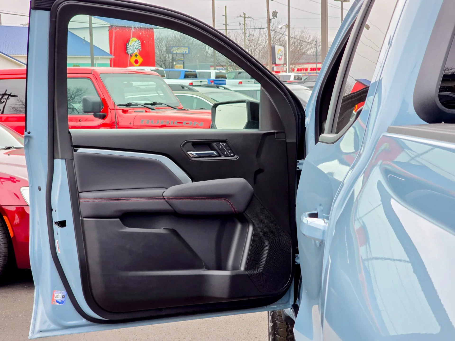 2026 Chevrolet Colorado Z71 - Photo 25