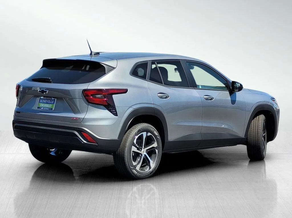 2026 Chevrolet Trax RS - Photo 6