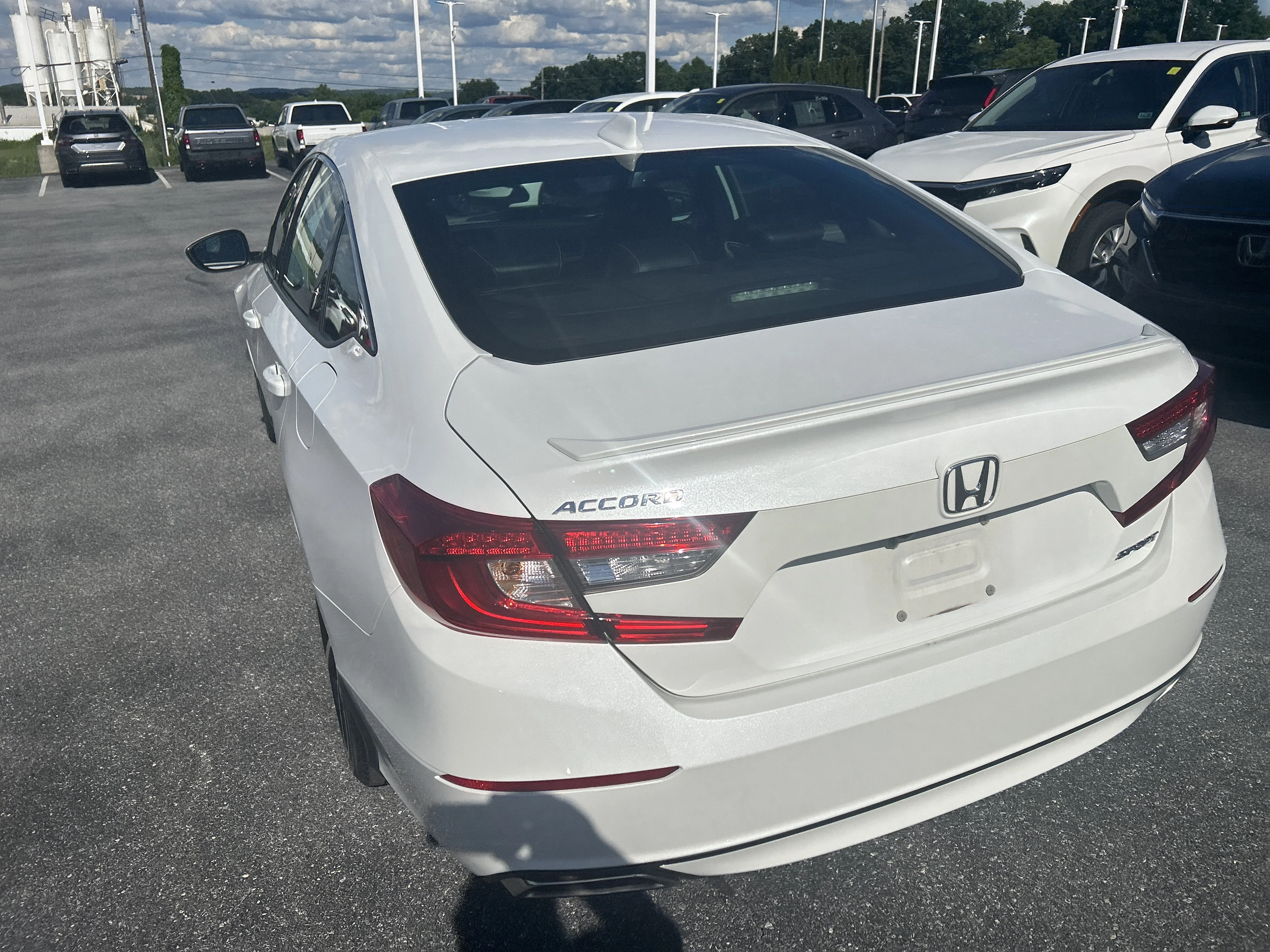 Certified Used 2020 Platinum White Pearl Honda Sport image 5