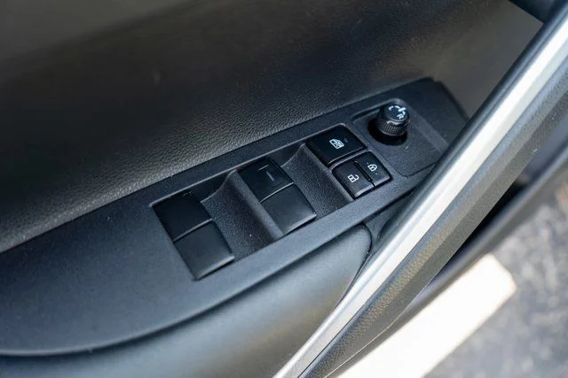 Used 2023  Toyota LE image 18