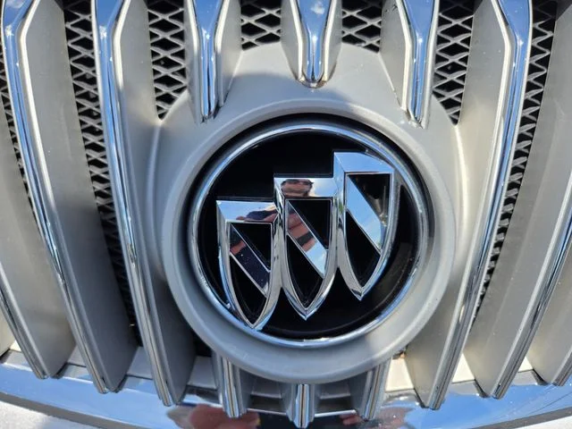 Used 2011 Silver Buick CXL image 24