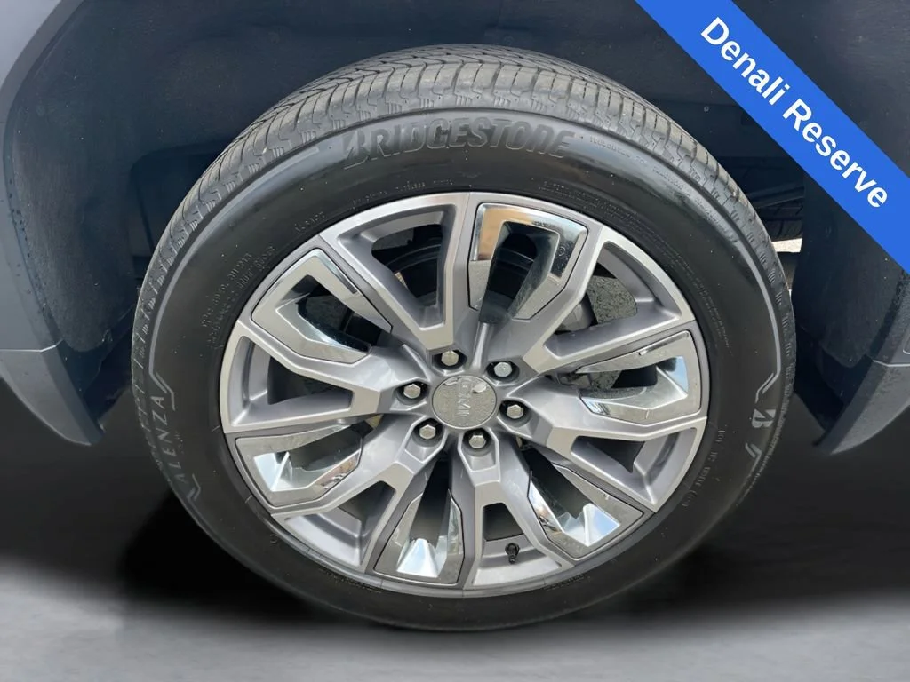 Used 2024 Summit White GMC Denali image 41