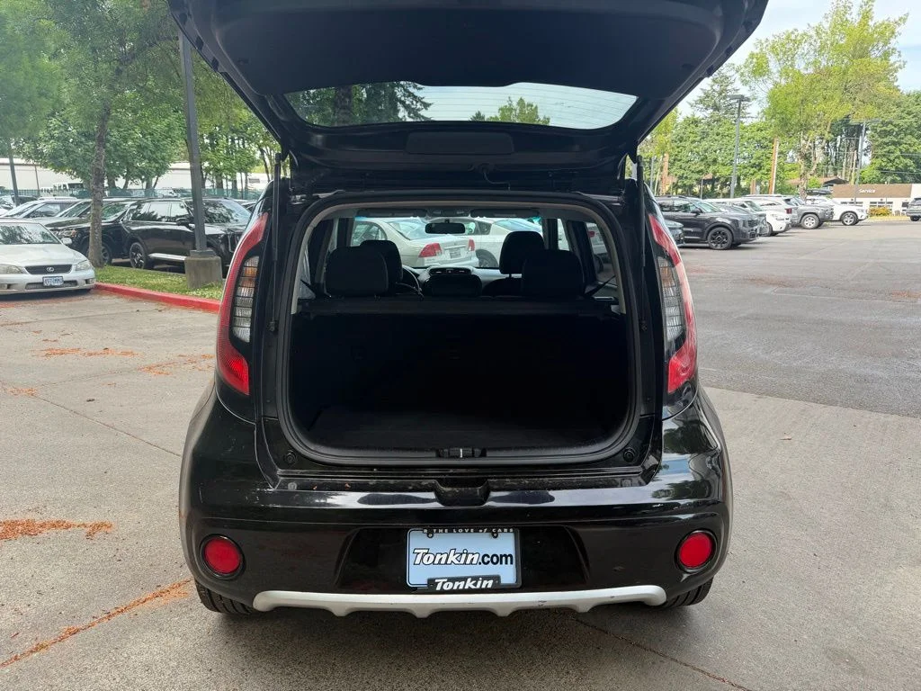 Used 2017 Shadow Black Kia Plus image 16