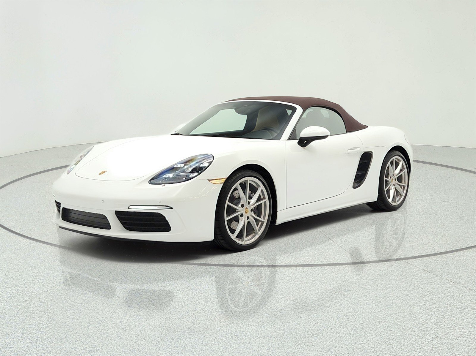 2022 Porsche 718's photo