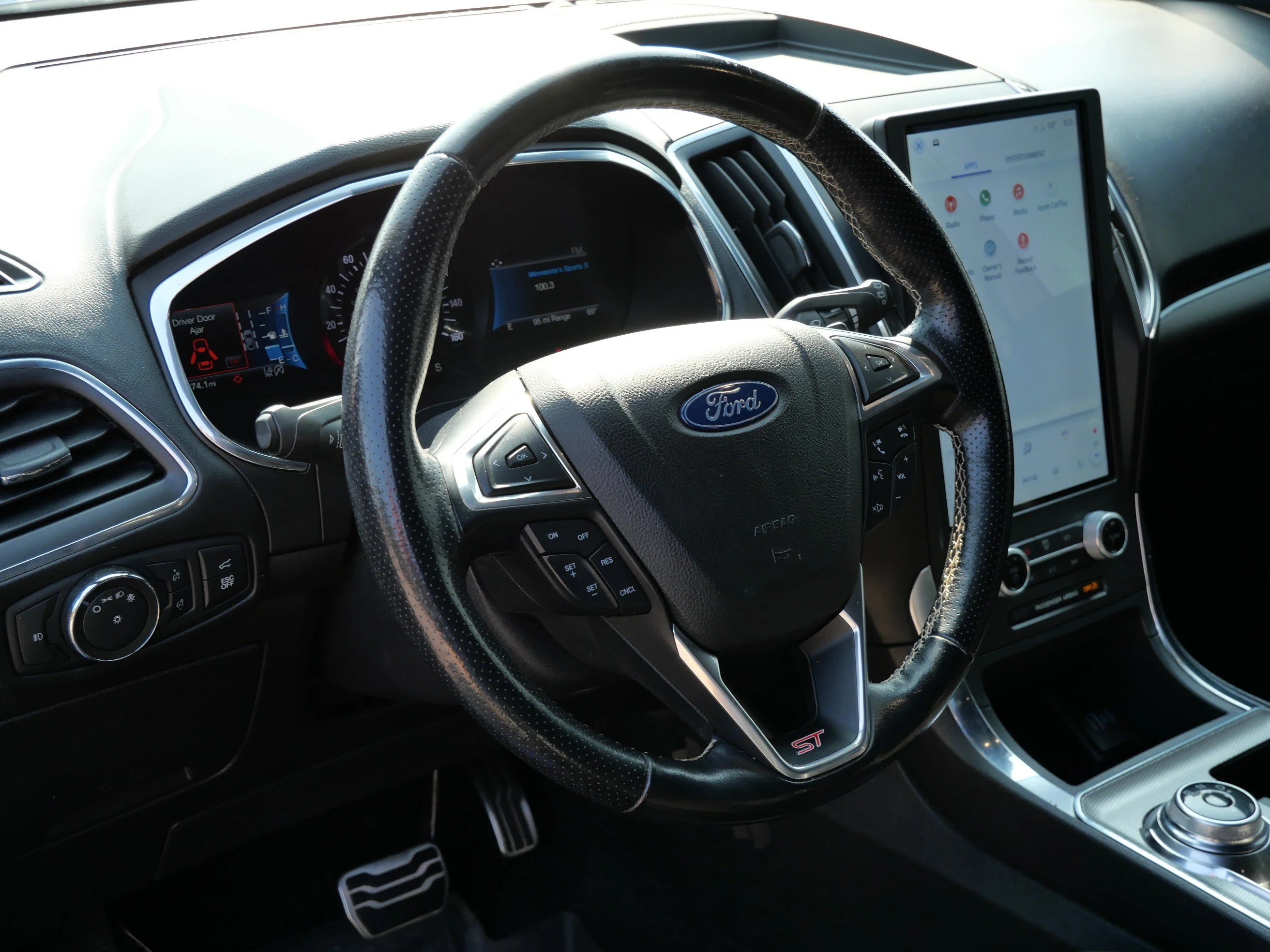 2021 Ford Edge ST - Photo 20