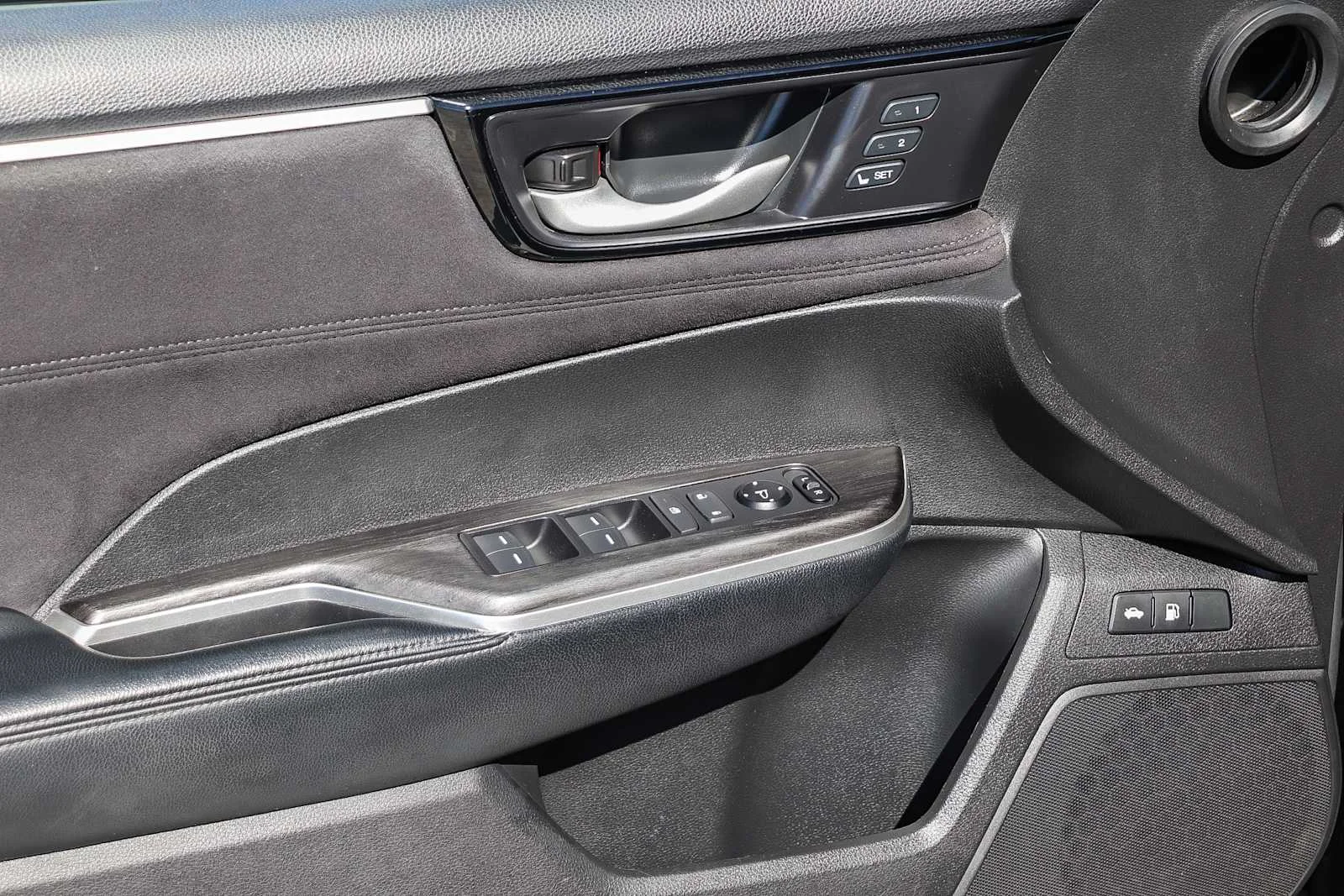 2021 Honda Clarity Touring - Photo 23