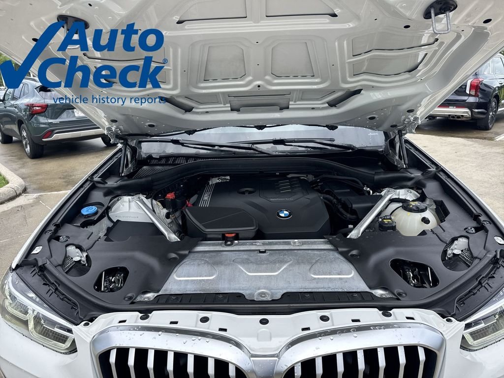 Used 2023 Alpine White BMW sDrive30i image 18