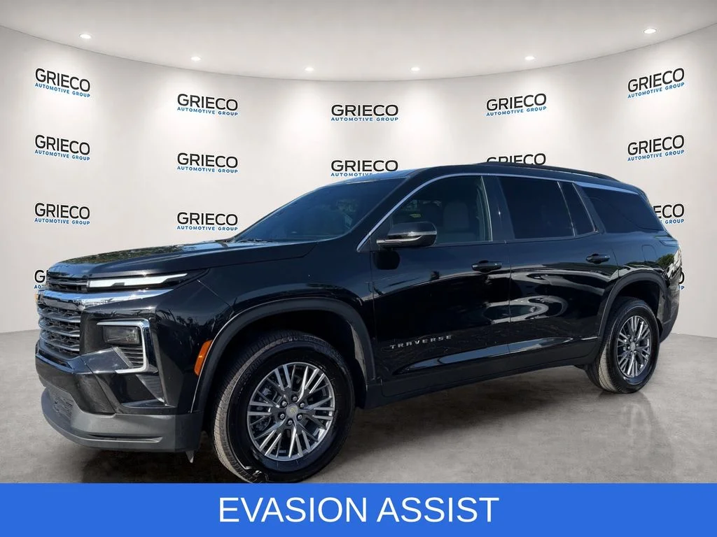 Used 2025 Black Chevrolet LT image 3