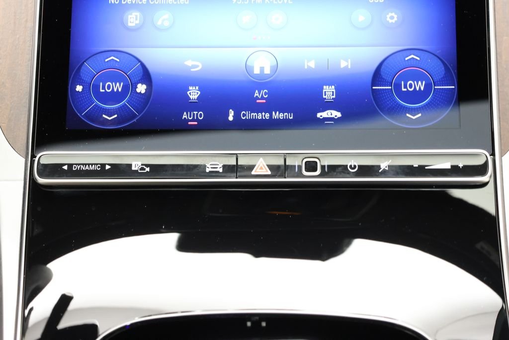 Used 2027 Polar White Mercedes-Benz GLC 300 image 27