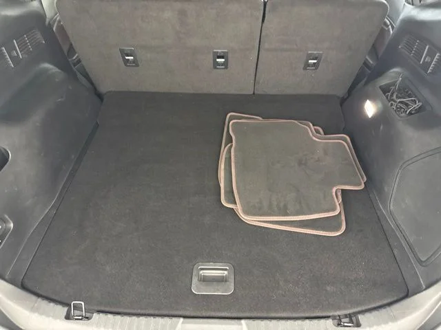 Used 2020 White Ford Titanium image 28