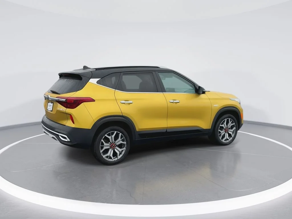 Used 2021 Yellow Kia SX image 8
