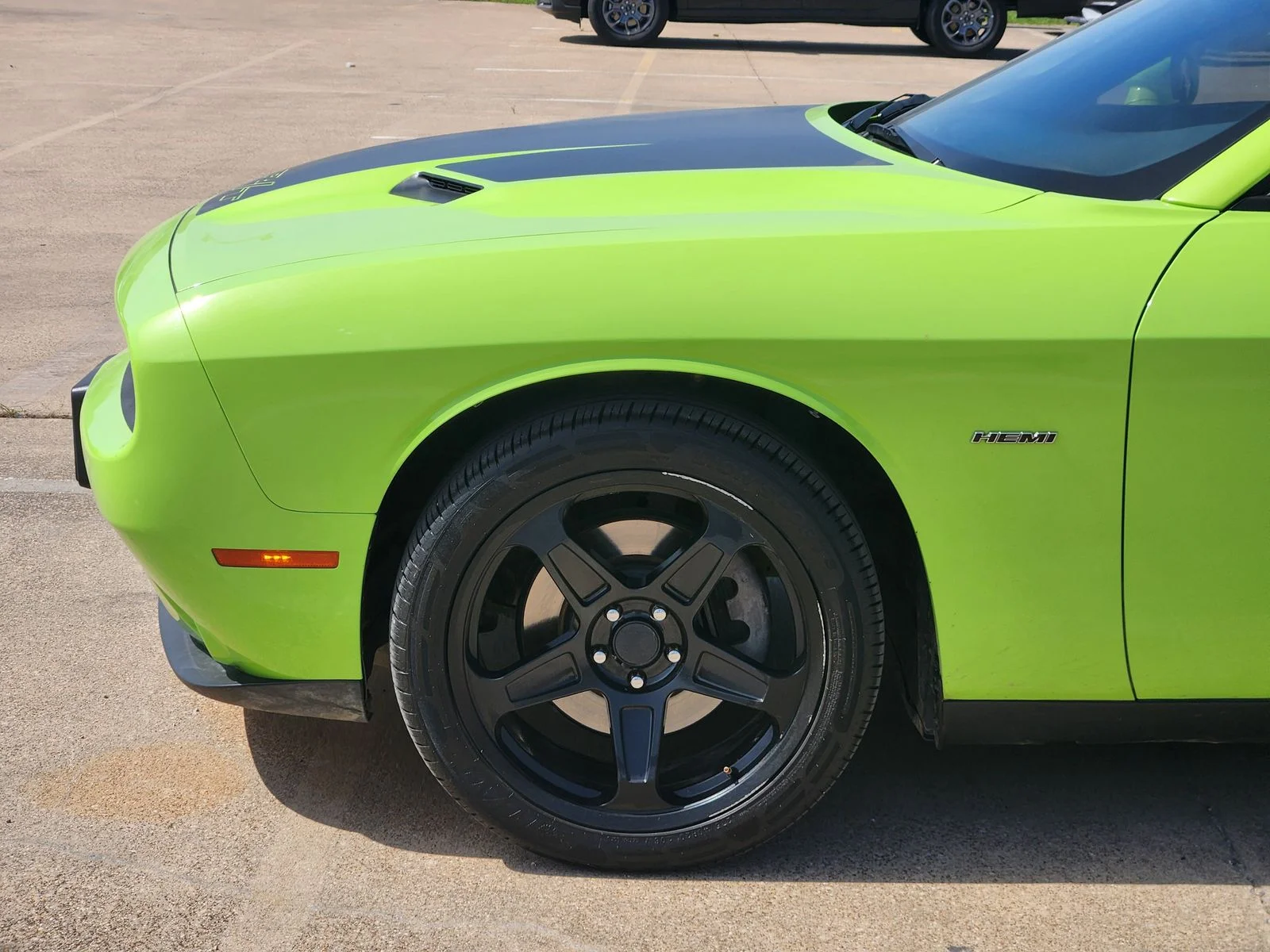 Used 2015 Beige Dodge R/T image 8