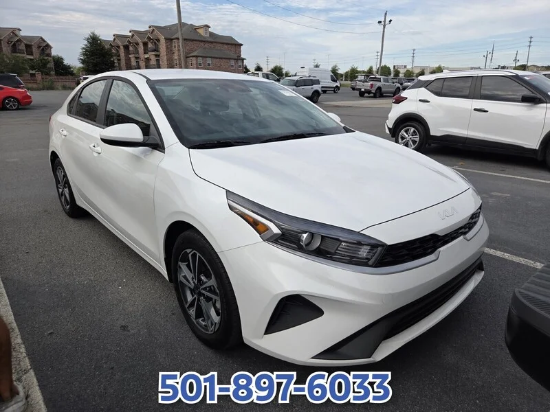 Used 2024 Snow White Pearl KIA LXS image 2