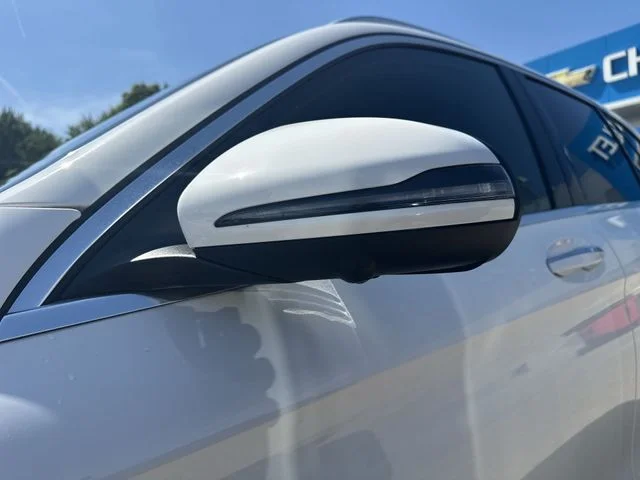 Used 2022  Mercedes-Benz GLC 300 image 50