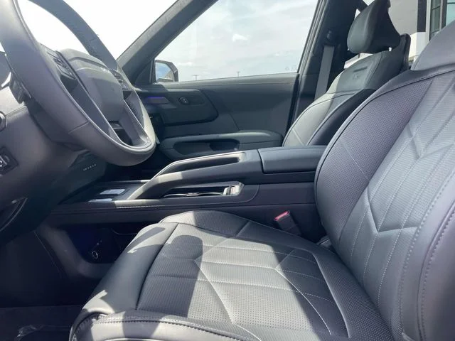 New 2027 White Kia X-Line SX Prestige image 25