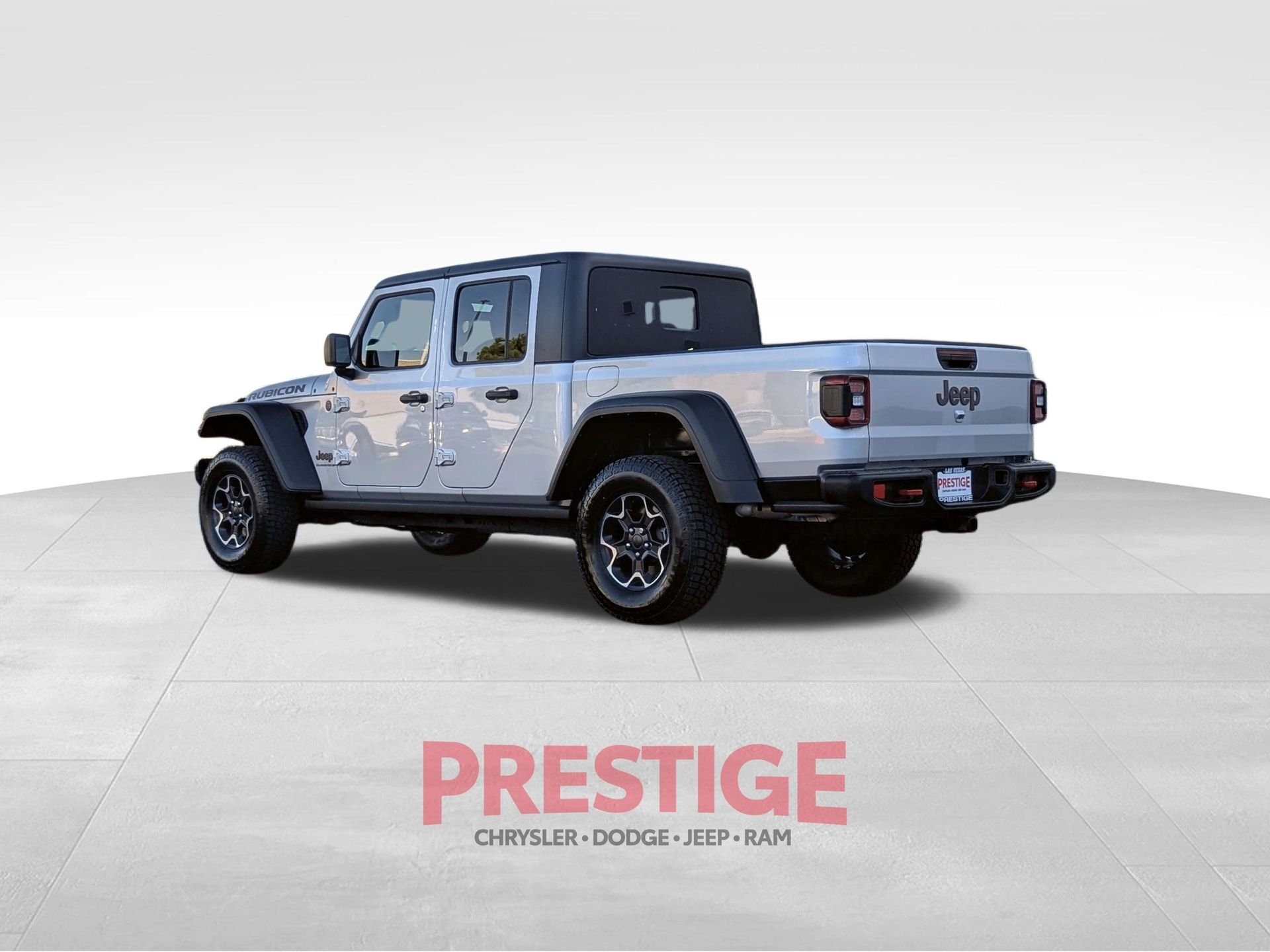 Used 2023 Silver Jeep Rubicon image 12